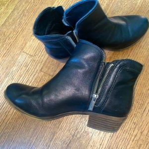 Lucky Brand black booties boots size 8 Wide